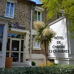 Hotel Logis La Closerie 4*