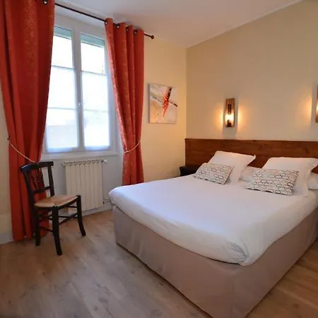 Logis La Closerie Otel 4*