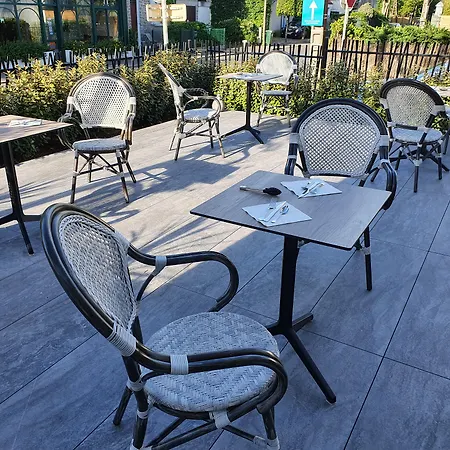 Logis La Closerie Отель 4*