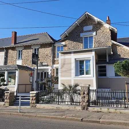 Logis La Closerie Otel La Baule