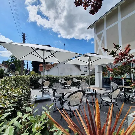 Logis La Closerie Otel
