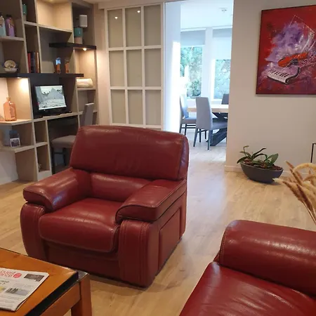 Logis La Closerie Отель Ла-Боль-Эскублак