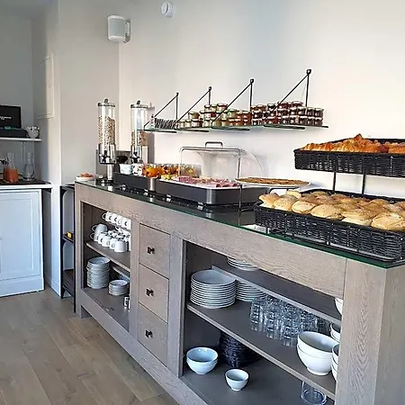 Hotel Logis La Closerie 4*