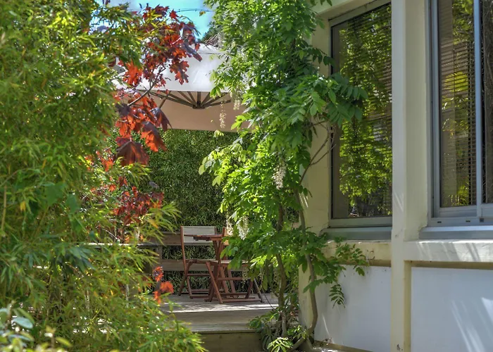 Logis La Closerie 호텔