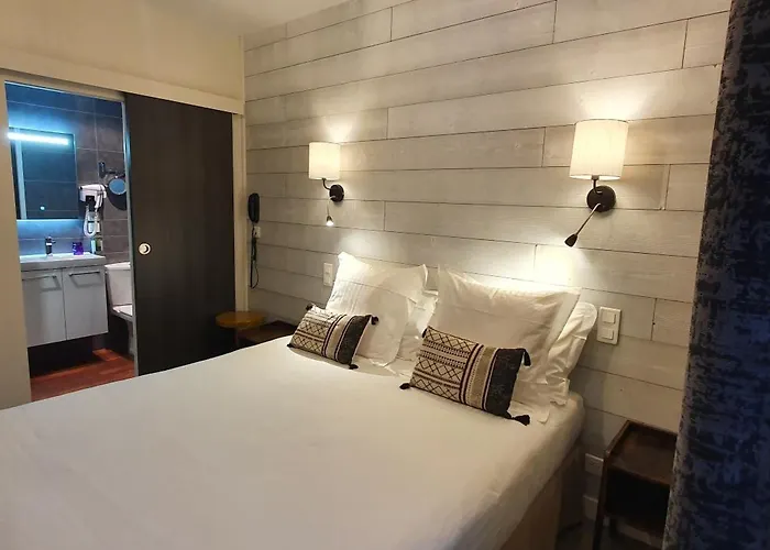 Hotel Logis La Closerie 4*