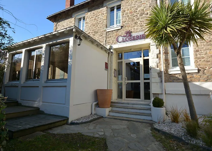 Hotel Logis La Closerie 4*